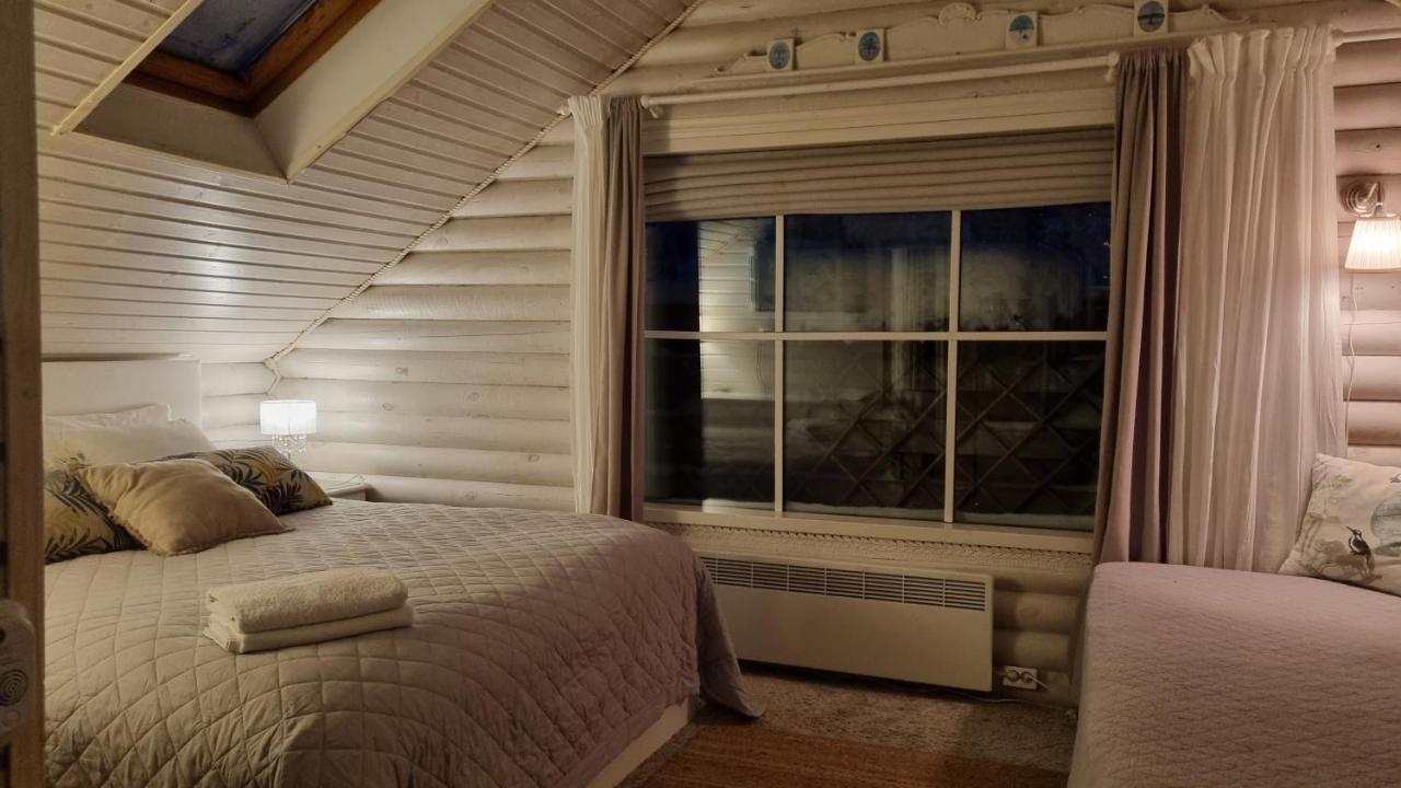 Guesthouse Delisa Parnu Bagian luar foto